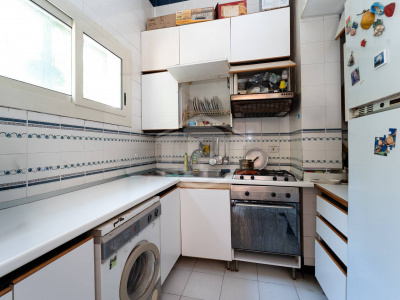 7 vani in Via A. Falcone 332, Napoli (NA)