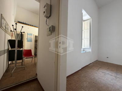 Bilocale in Via Cesare Battisti 24, Torre del Greco (NA)