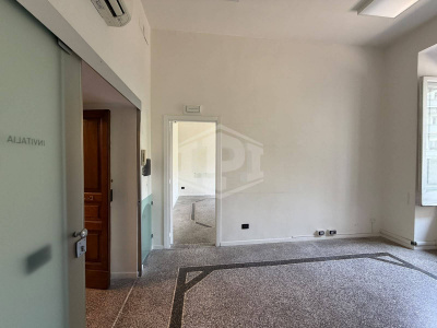 Ufficio in Riviera di Chiaia 256, Napoli (NA)