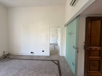 Ufficio in Riviera di Chiaia 256, Napoli (NA)