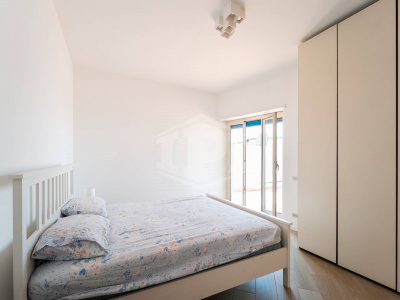 Trilocale con Terrazzo in Via M. Kerbaker 86, Napoli (NA)