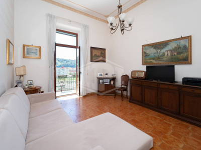 Ampio Trilocale in Via Diocleziano 106, Napoli (NA)