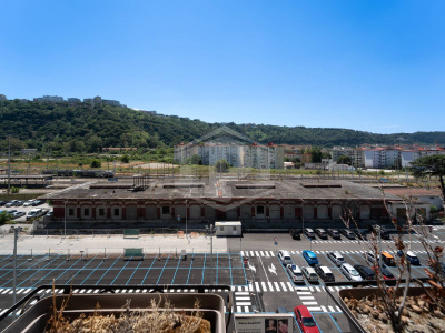 Ampio Trilocale in Via Diocleziano 106, Napoli (NA)