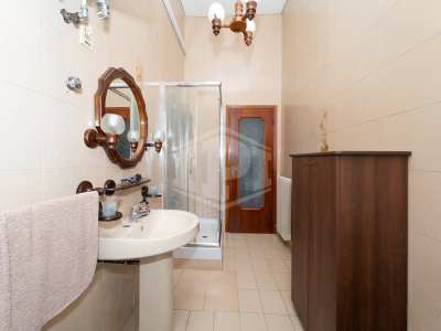 Ampio Trilocale in Via Diocleziano 106, Napoli (NA)