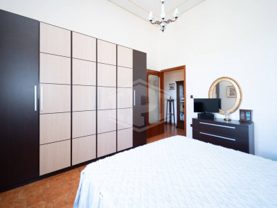 Ampio Trilocale in Via Diocleziano 106, Napoli (NA)