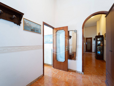 Ampio Trilocale in Via Diocleziano 106, Napoli (NA)