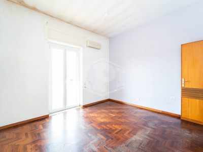 Trilocale in Via F. Solimena 155, Napoli (NA)