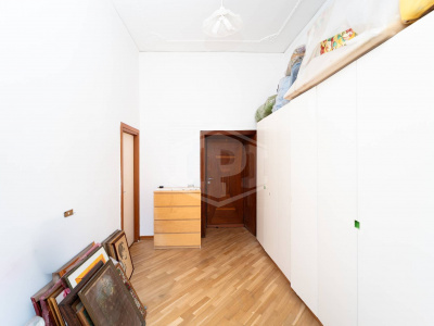 Nuda Proprietà con Terrazzo in Via T. Tasso 175, Napoli (NA)