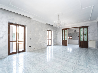 Trilocale in Via Cappuccini 25, Crispano (NA)