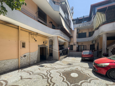 Trilocale in Via Cappuccini 25, Crispano (NA)