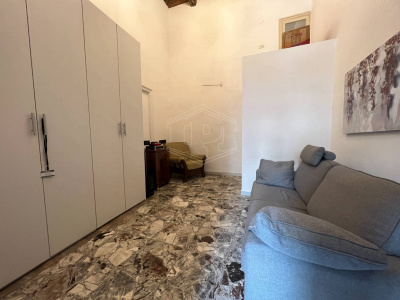 Ampio Bilocale in Via dei Pellegrini 11, Napoli (NA)