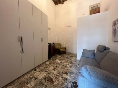 Ampio Bilocale in Via dei Pellegrini 11, Napoli (NA)
