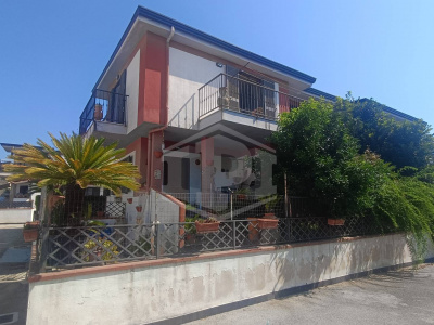 Villetta a schiera in Via Casilina Snc, Teano (CE)