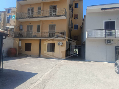 Trilocale in Via E. Granturco 82, Saviano (NA)