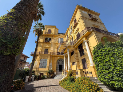 Ampio Bilocale in Piazzetta Santo Stefano al Vomero, Napoli (NA)