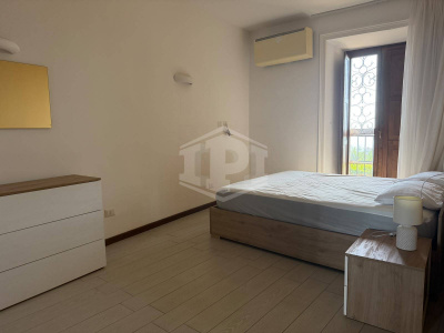 Ampio Bilocale in Piazzetta Santo Stefano al Vomero, Napoli (NA)
