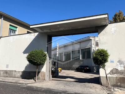 Ampio ufficio in Via S. Maria del Pianto 88, Napoli (NA)