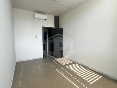 Ampio ufficio in Via S. Maria del Pianto 88, Napoli (NA)