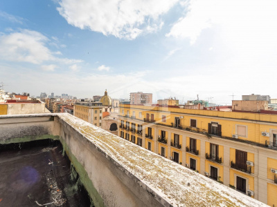 Ampio Bilocale con terrazzo in Corso Umberto I 22, Napoli (NA)
