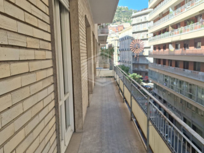 Ampio Ufficio in Via Ponte di Tappia 47, Napoli (NA)