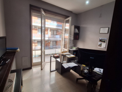 Ampio Ufficio in Via Ponte di Tappia 47, Napoli (NA)
