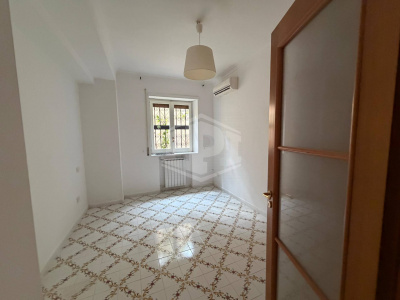 Trilocale in Via Posillipo "Villa Ruffo", Napoli (NA)