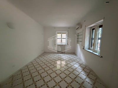 Trilocale in Via Posillipo "Villa Ruffo", Napoli (NA)