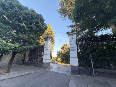 Trilocale in Via Posillipo "Villa Ruffo", Napoli (NA)