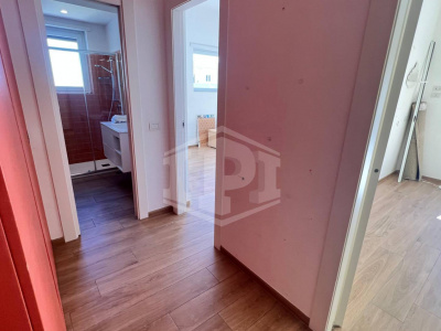 Ampio Trilocale in Via G. Santacroce 25, Napoli (NA)