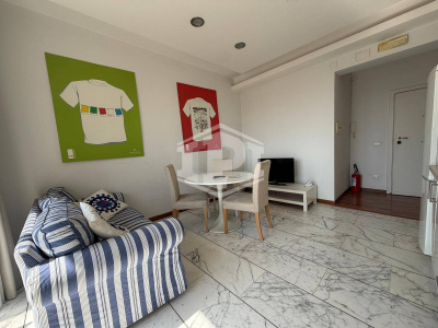 Bilocale arredato in Via San Giacomo 32, Napoli (NA)