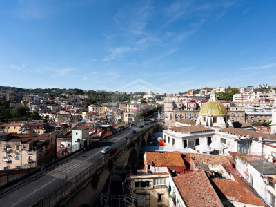 6 Vani in Via S. Teresa degli Scalzi 162 in Napoli (NA)