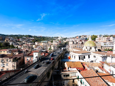 6 Vani in Via S. Teresa degli Scalzi 162 in Napoli (NA)