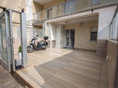 Bilocale con terrazzo in Viale Colli Aminei 8, Napoli (NA)