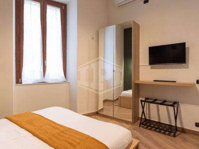 Trilocale in Via Rua Catalana 33, Napoli (NA)