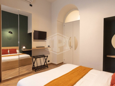 Trilocale in Via Rua Catalana 33, Napoli (NA)