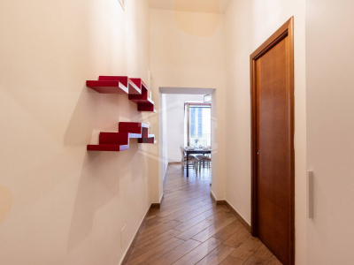 Trilocale in Via Rua Catalana 33, Napoli (NA)