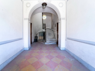 Villa con giardino in Corso Cesare Battisti 100, Cardito (NA)