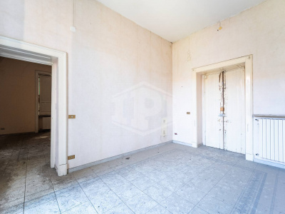 Villa con giardino in Corso Cesare Battisti 100, Cardito (NA)