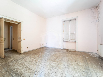 Villa con giardino in Corso Cesare Battisti 100, Cardito (NA)