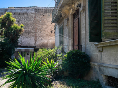 Villa con giardino in Corso Cesare Battisti 100, Cardito (NA)