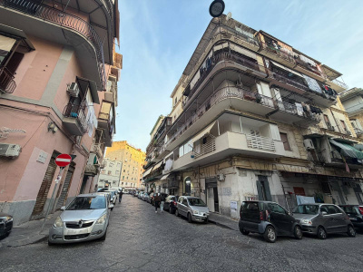 Piccolo Bilocale in Via Padre Ludovico da Casoria 11, Napoli (NA)