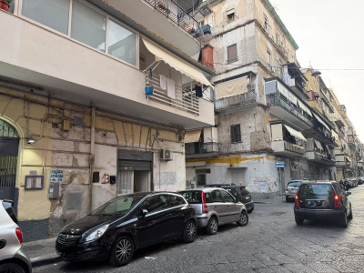 Piccolo Bilocale in Via Padre Ludovico da Casoria 11, Napoli (NA)
