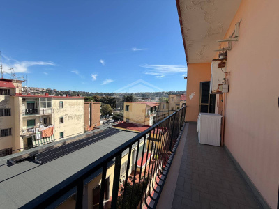 Bilocale con Terrazzo in Via Terracina 357, Napoli (NA)