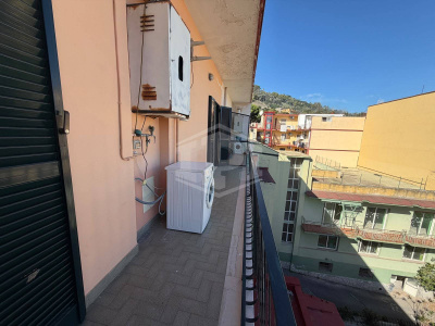 Bilocale con Terrazzo in Via Terracina 357, Napoli (NA)