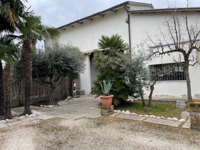 Annesso rustico con terreno agricolo Vigonza (PD)