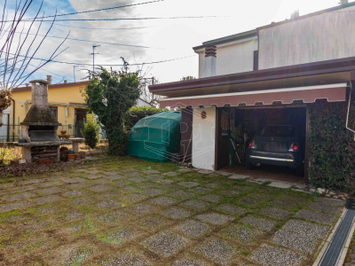 casa singola con giardino a Voltabarozzo (PD)