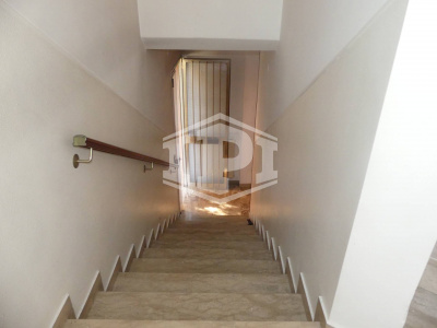 Appartamento di 180 mq  con giardino privato