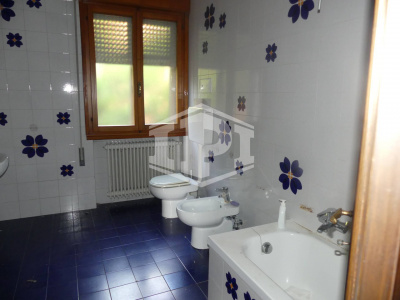 Appartamento di 180 mq  con giardino privato