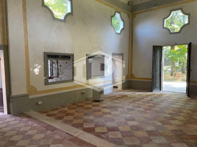 Fiesso D'Artico, locale uso commerciale in ex Oratorio