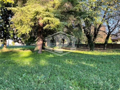 Stra - Paluello terreno edificabile con progetto approvato per bifamiliare